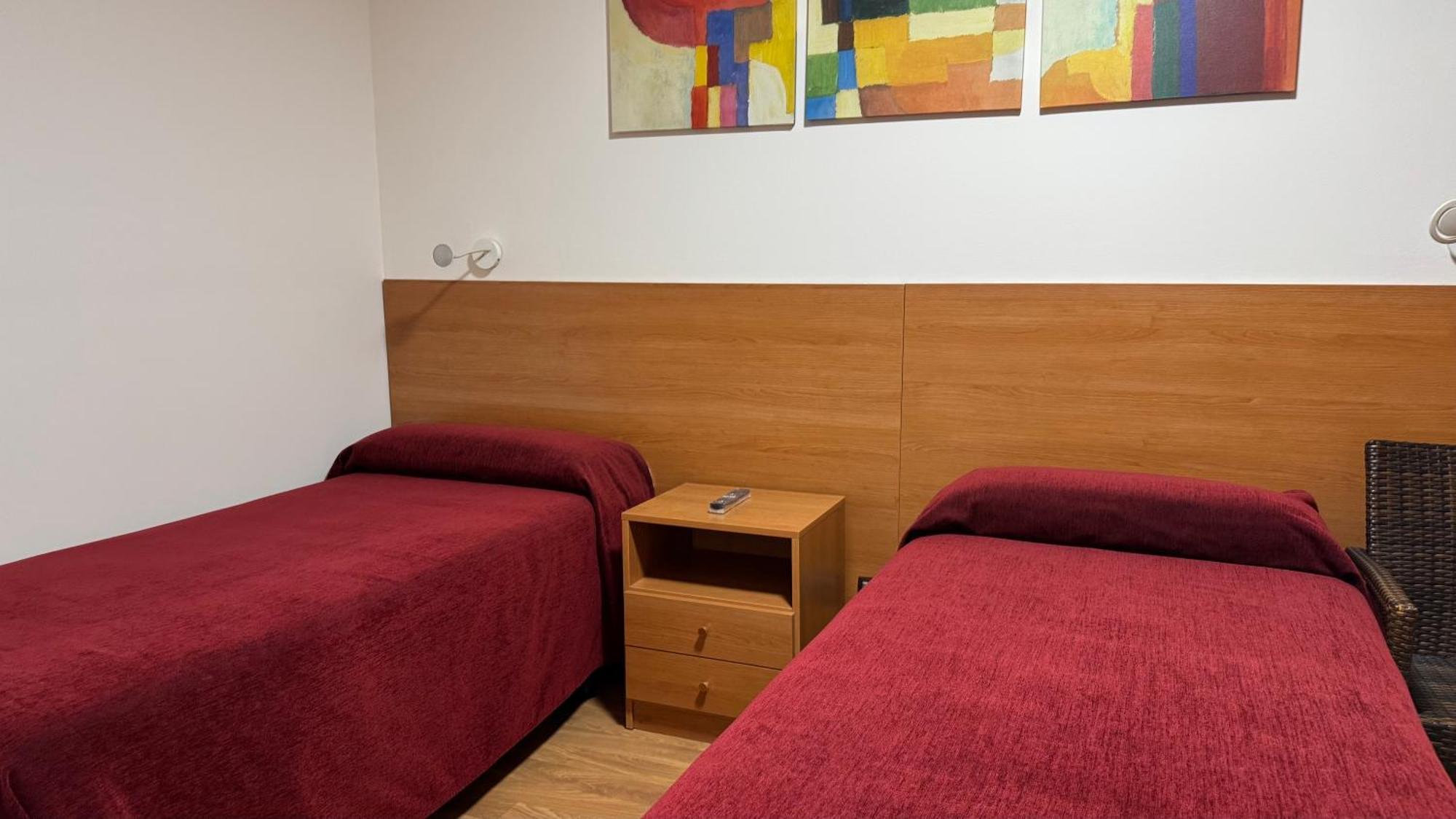 Hostal Madrazo Barcelona Luaran gambar
