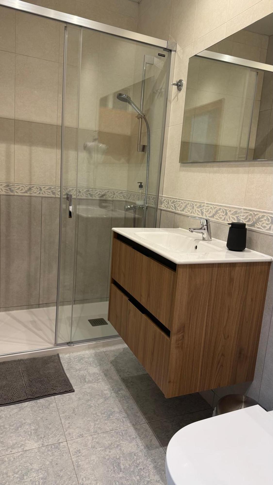 Hostal Madrazo Barcelona Luaran gambar
