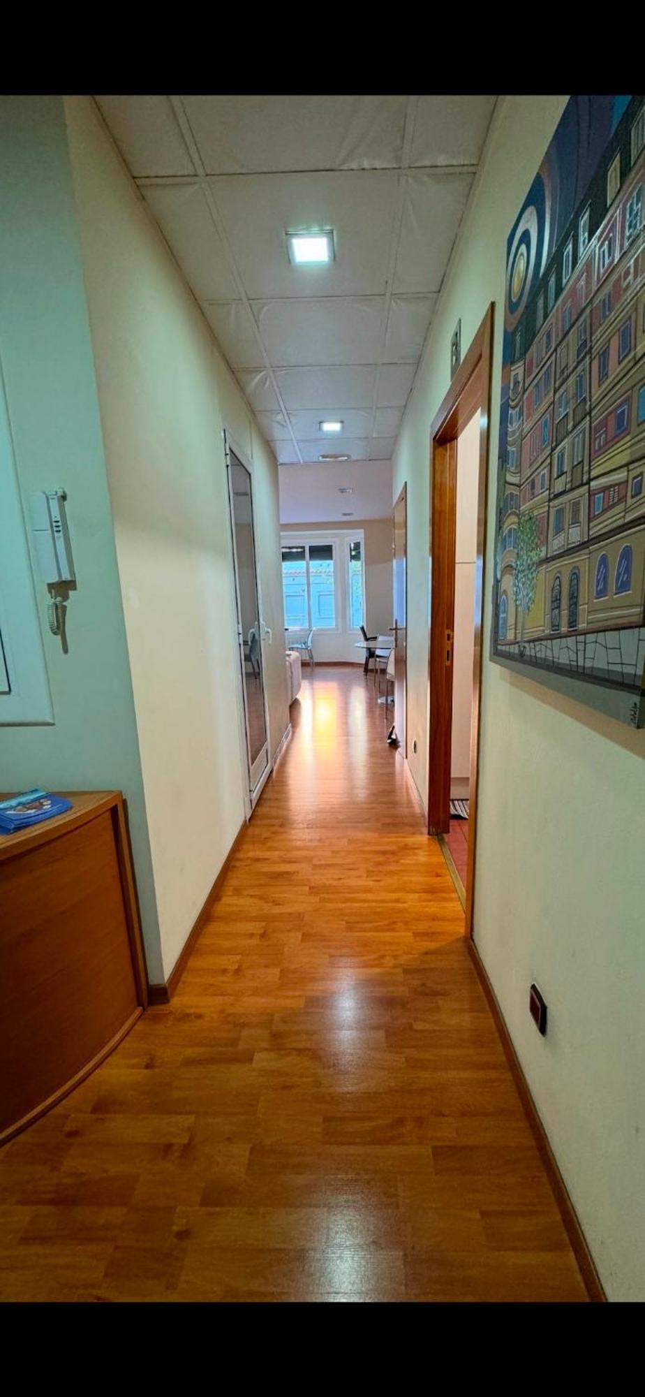 Hostal Madrazo Barcelona Luaran gambar
