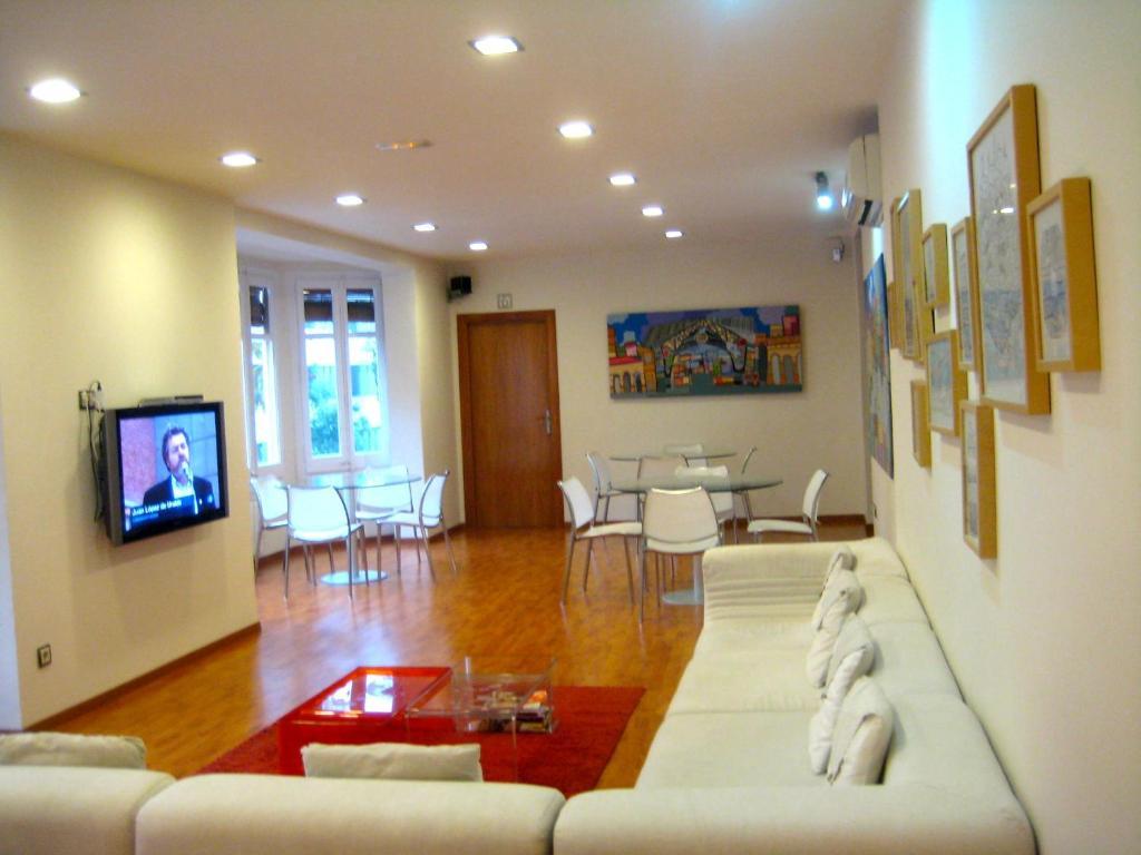 Hostal Madrazo Barcelona Luaran gambar